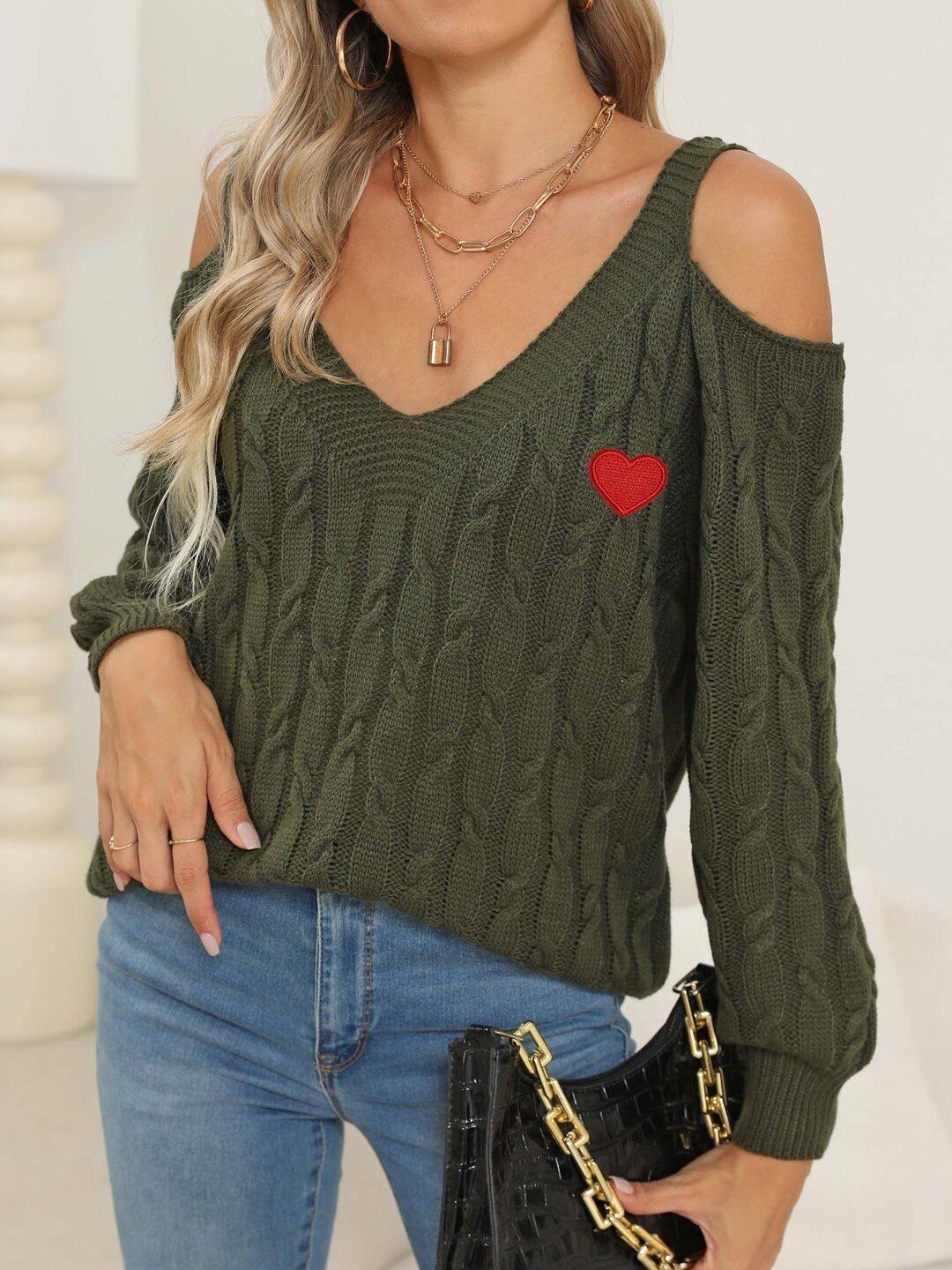Women Cable Knit Pullover with Embroidered Detail