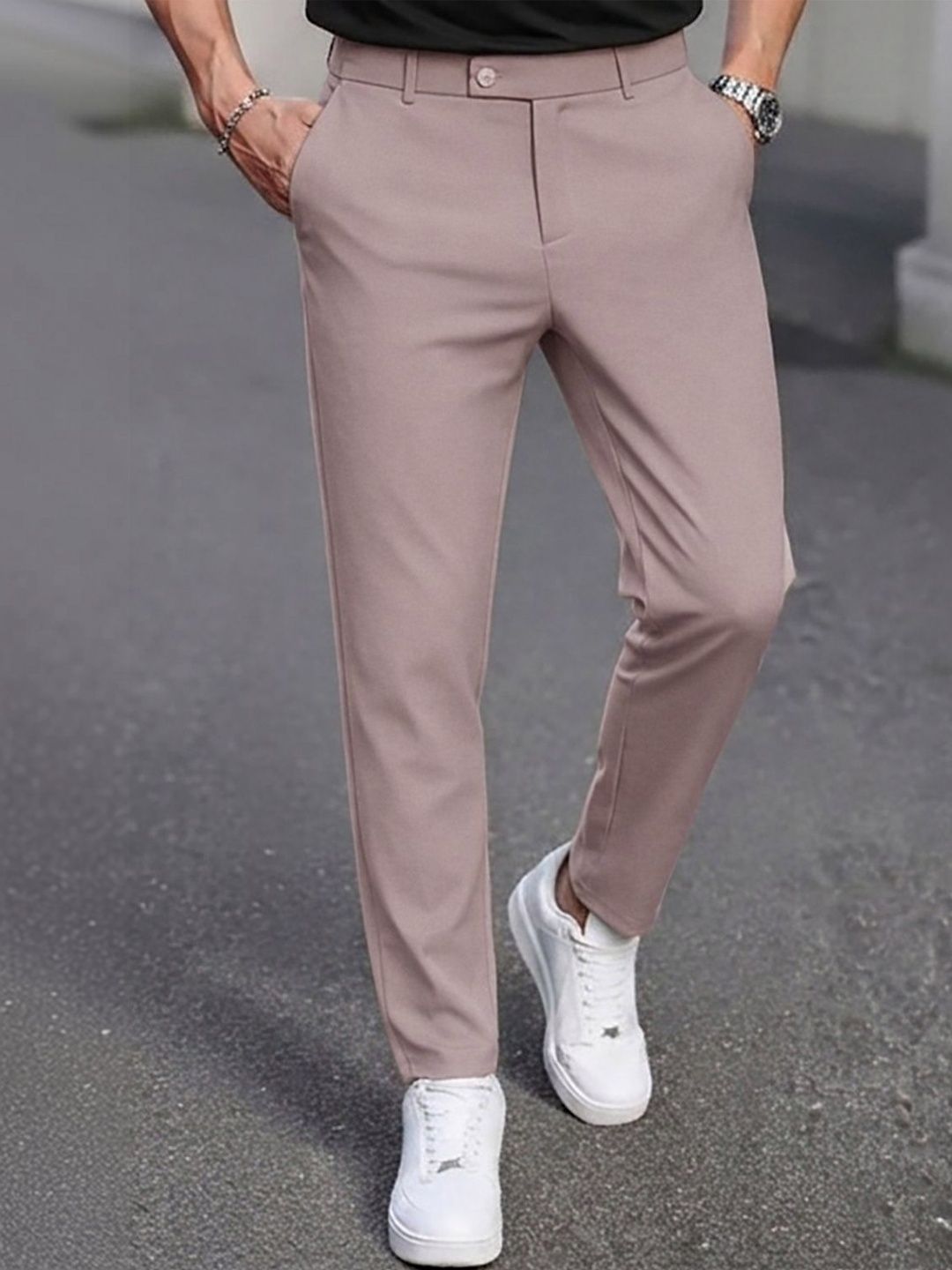 Men Solid Relaxed Regular Trousers