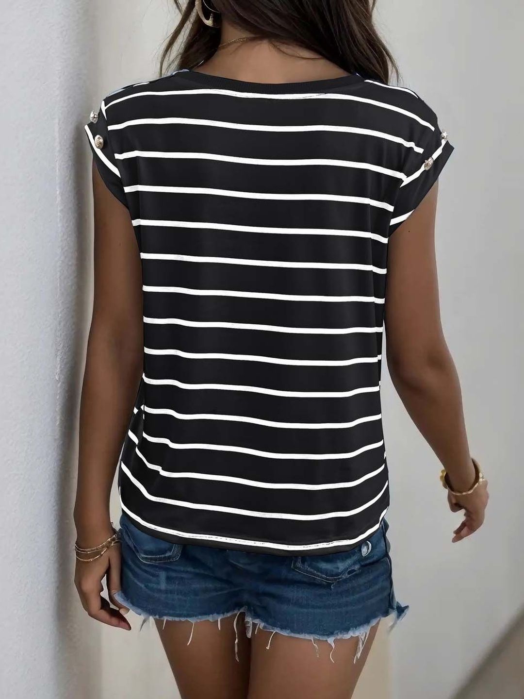 NOWI Striped Round Neck Top
