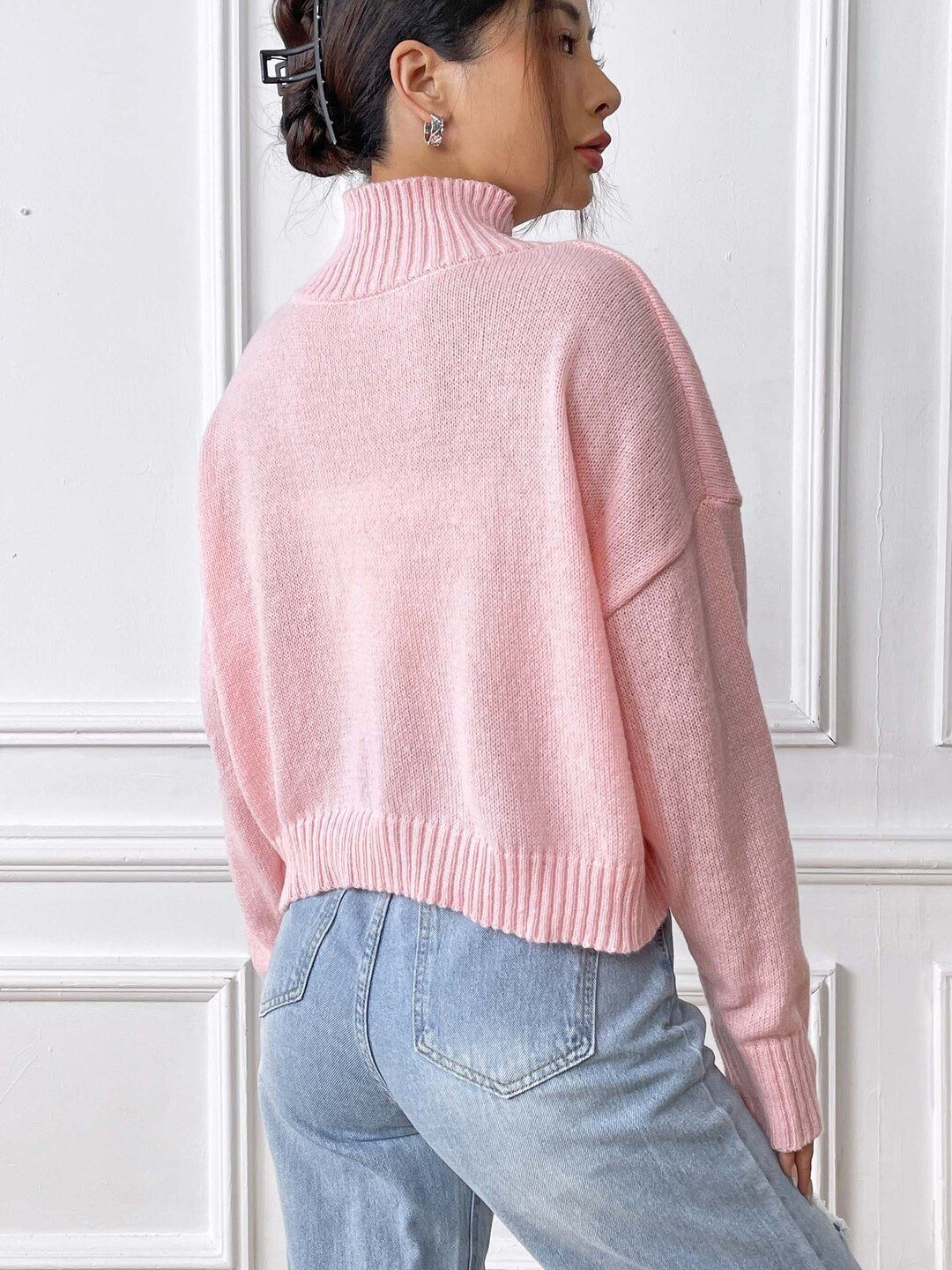 Women Crop Pullover with Embroidered Detail