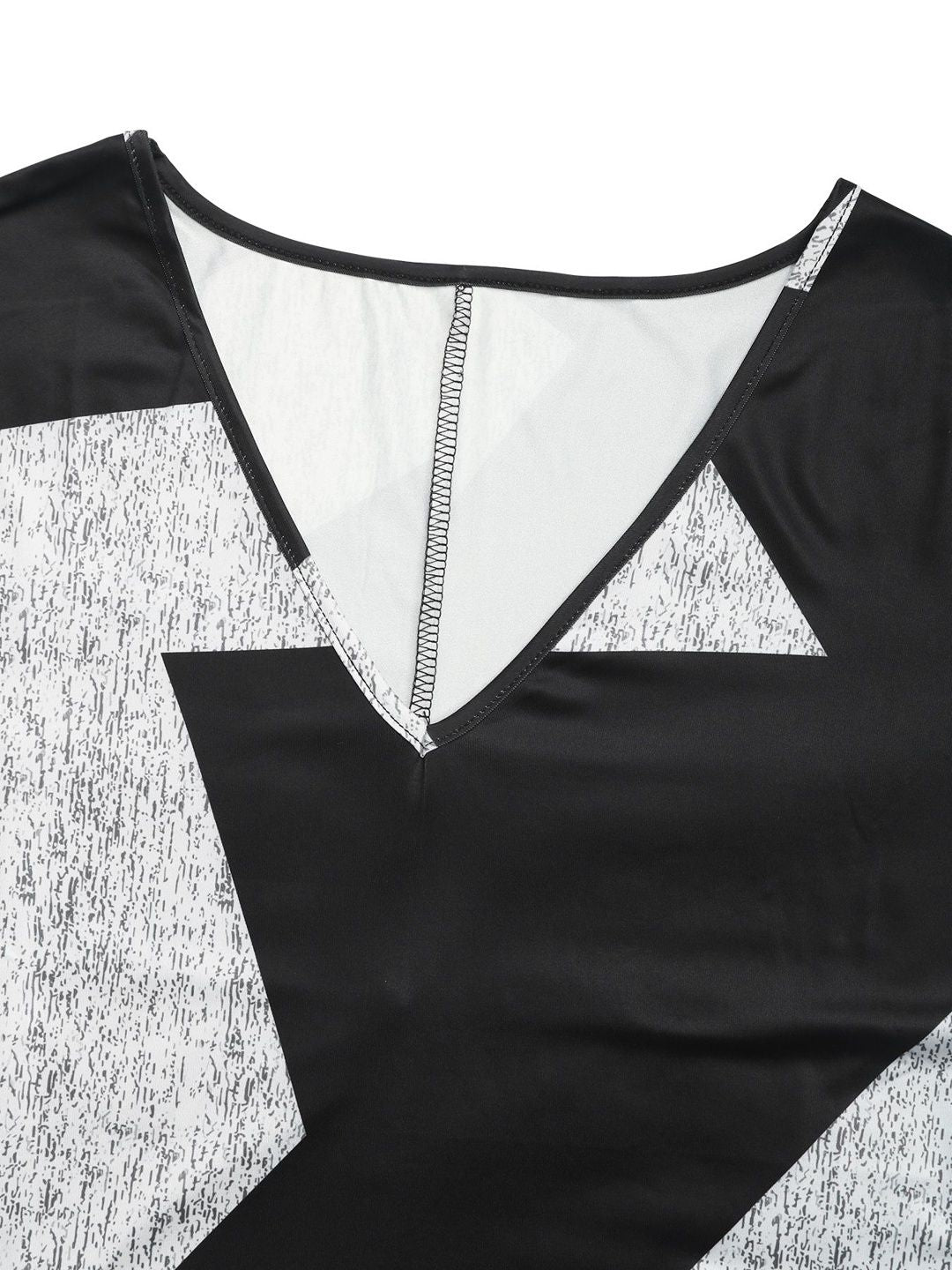Women Printed V-Neck T-shirt