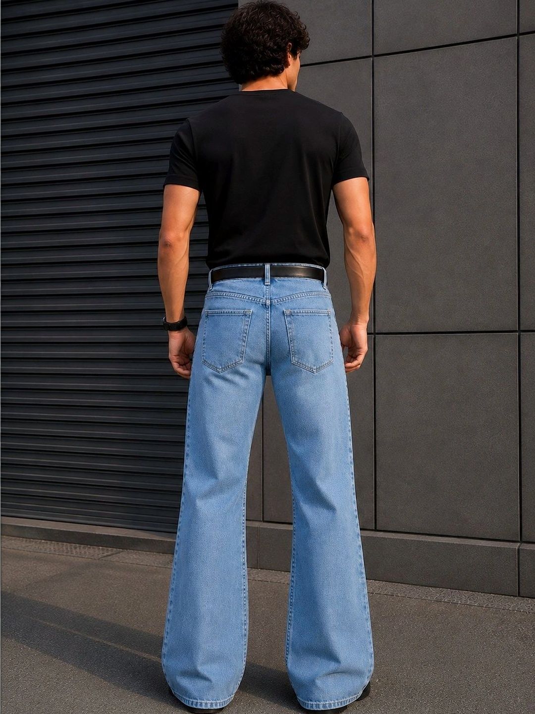 Men Bootcut Mid-Rise Light Fade Jeans