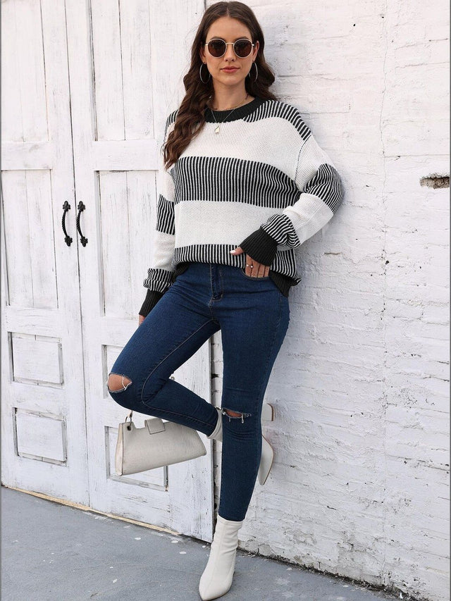 Striped Pullover in White acrylic - Nowi Korean Fashion