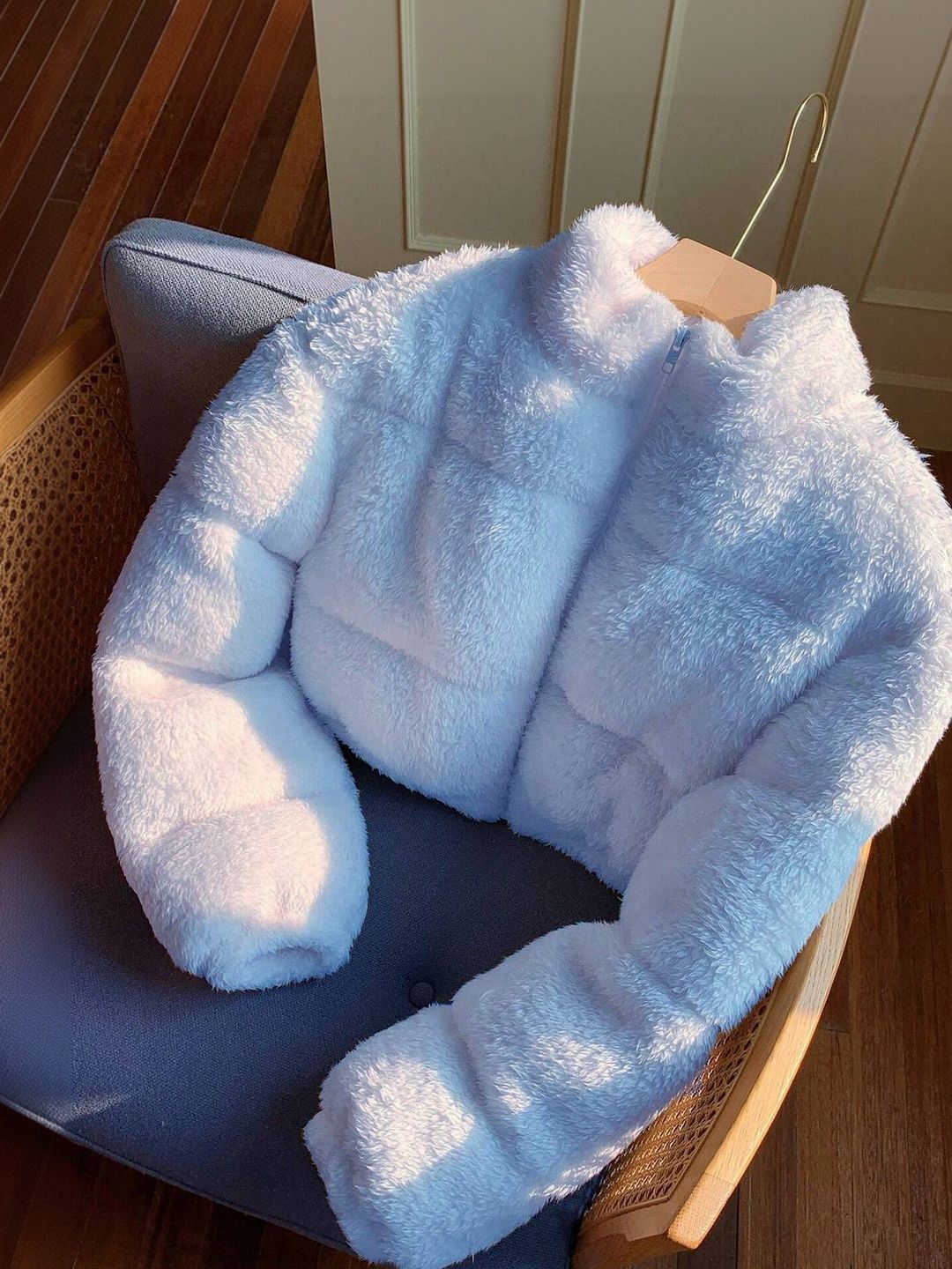 NOWI Women Lightweight Crop Puffer Jacket