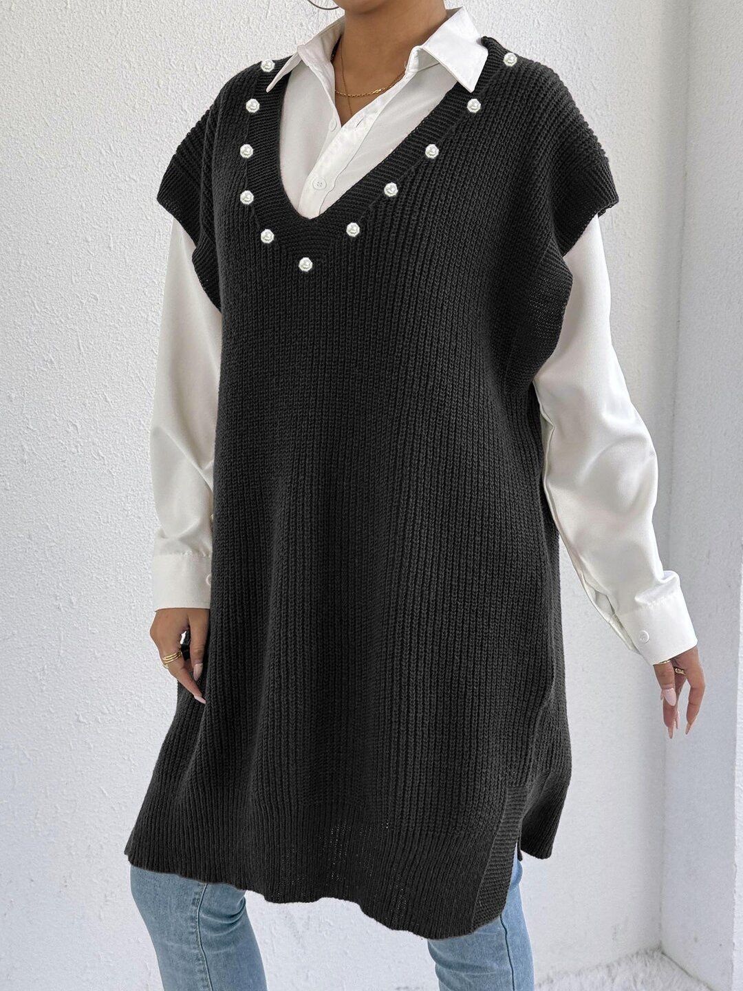 Women Ribbed Sweater Vest with Embellished Detail