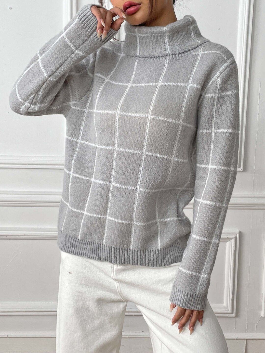Women Checked Pullover