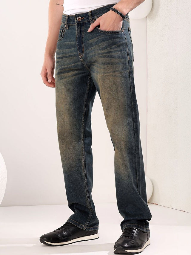 Men Regular Fit Mid-Rise Heavy Fade Jeans
