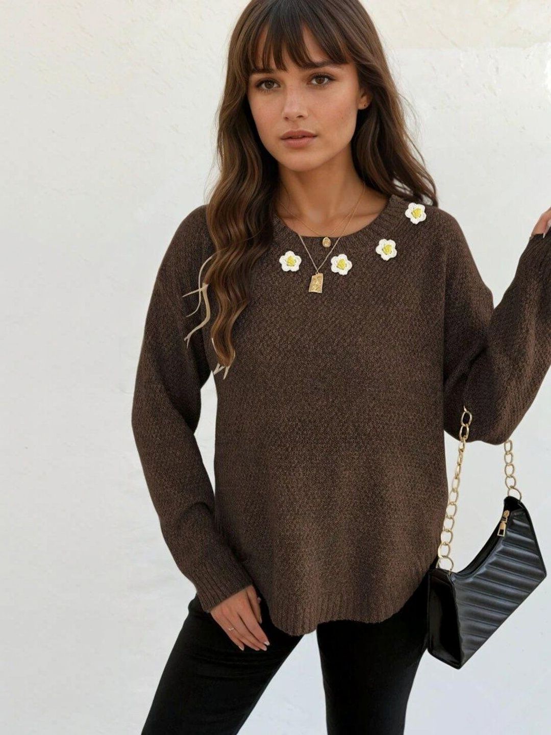 Pullover with Applique Detail in Brown acrylic Style 495 - Nowi Korean Fashion