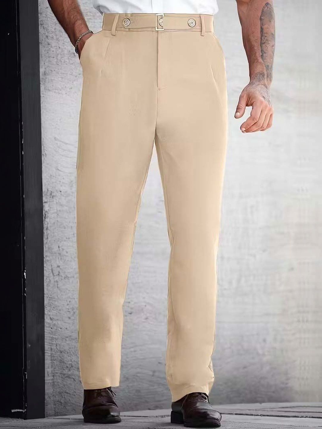 Men Straight Fit Wrinkle Free Pleated Trousers