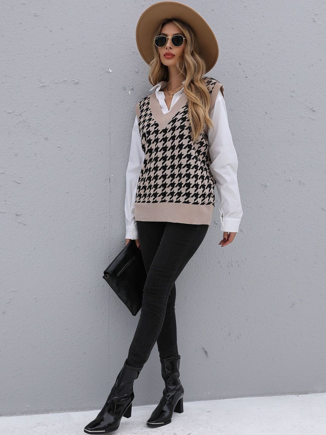 Women's Beige Checked Printed Sweater Vest