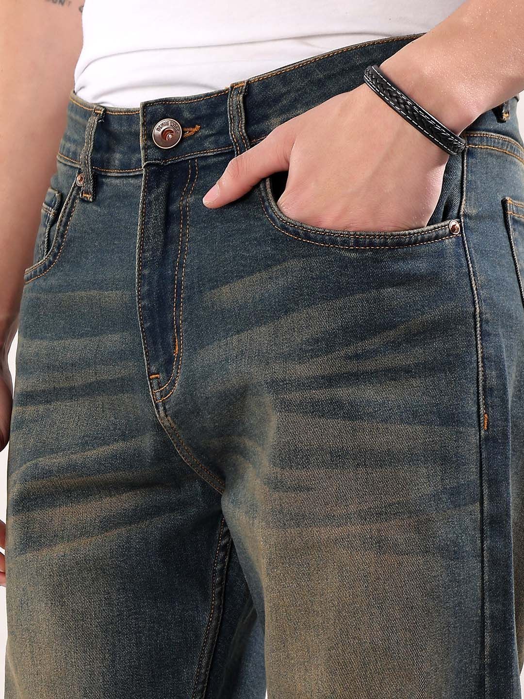 Men Straight Fit Mid-Rise Heavy Fade Jeans