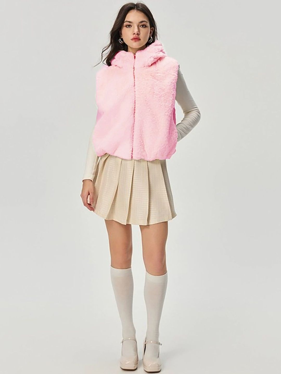 Solid Sleeveless Woollen Jacket in Pink wool; faux-fur - Nowi Korean Fashion