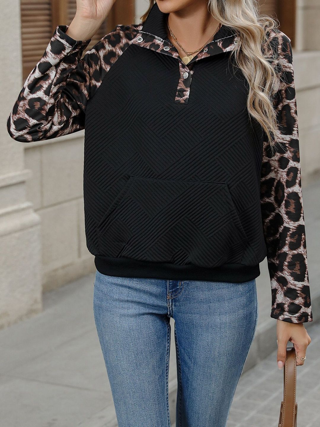 Women Colourblocked Sweatshirt
