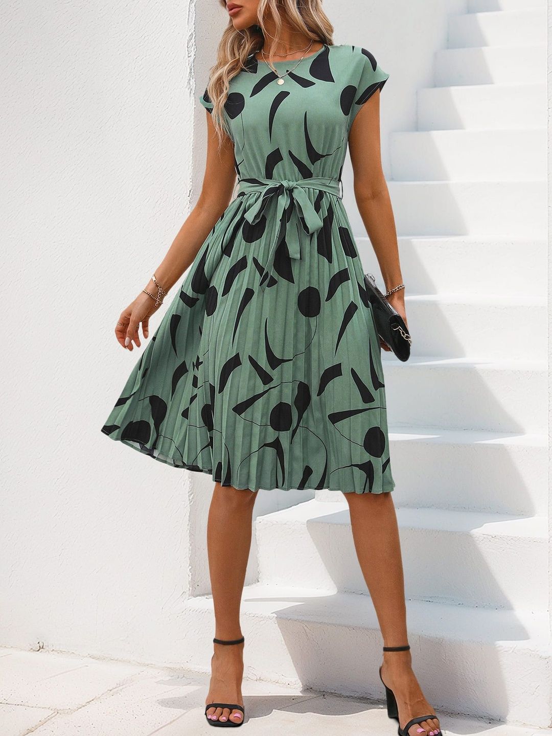 NOWI Printed Fit & Flare Midi Dress