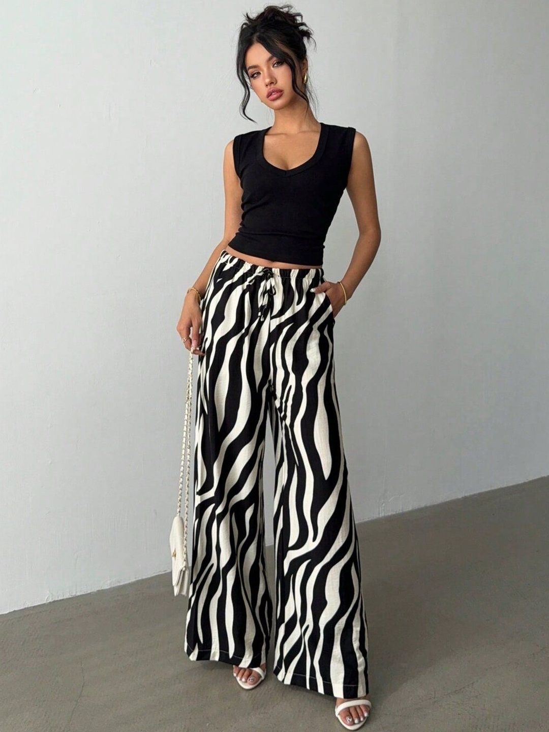 Animal Printed Trousers in Black cotton - Nowi Korean Fashion