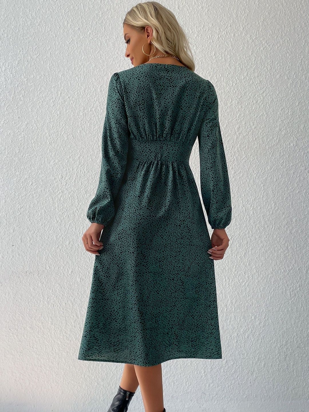 Women's Elegant Green Button-Up Dress