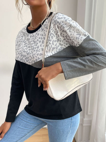 Women Colourblocked Sweatshirt