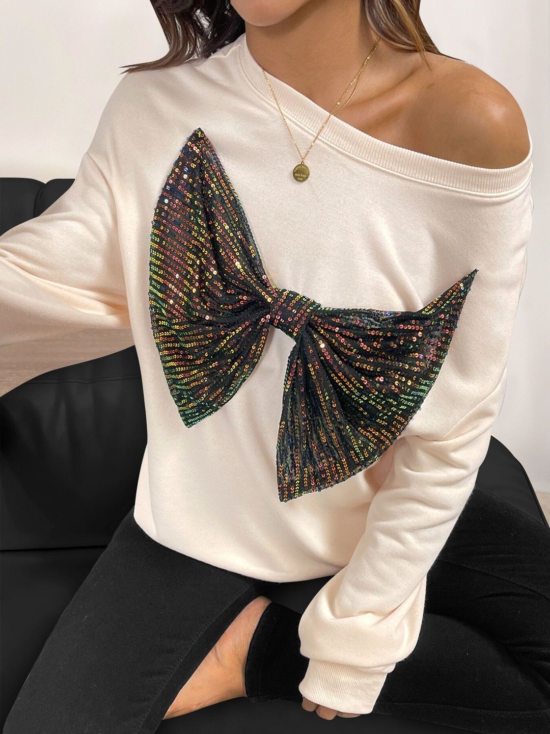 Women Embellished Sweatshirt