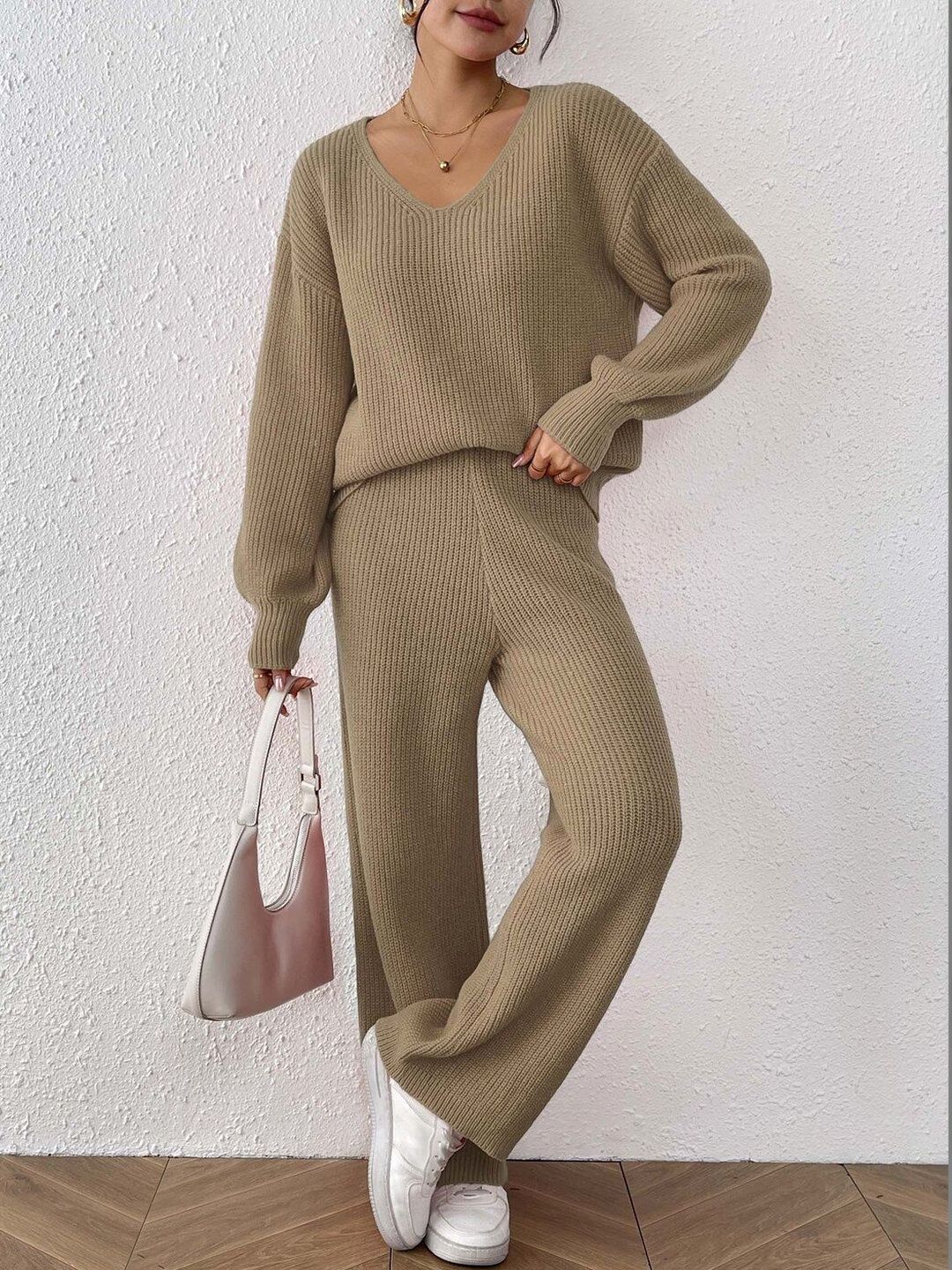 Brown Knitted Sweater with Trousers