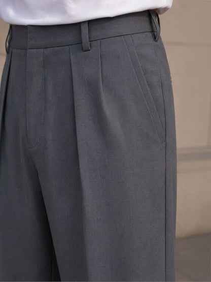 Men Relaxed Pleated Trousers