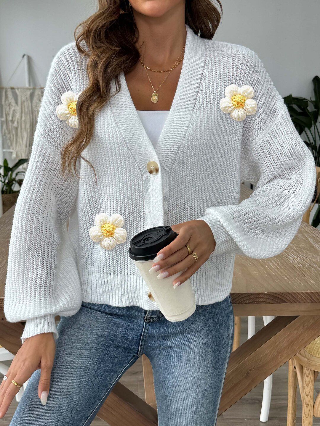 Women Ribbed Crop Cardigan with Applique Detail