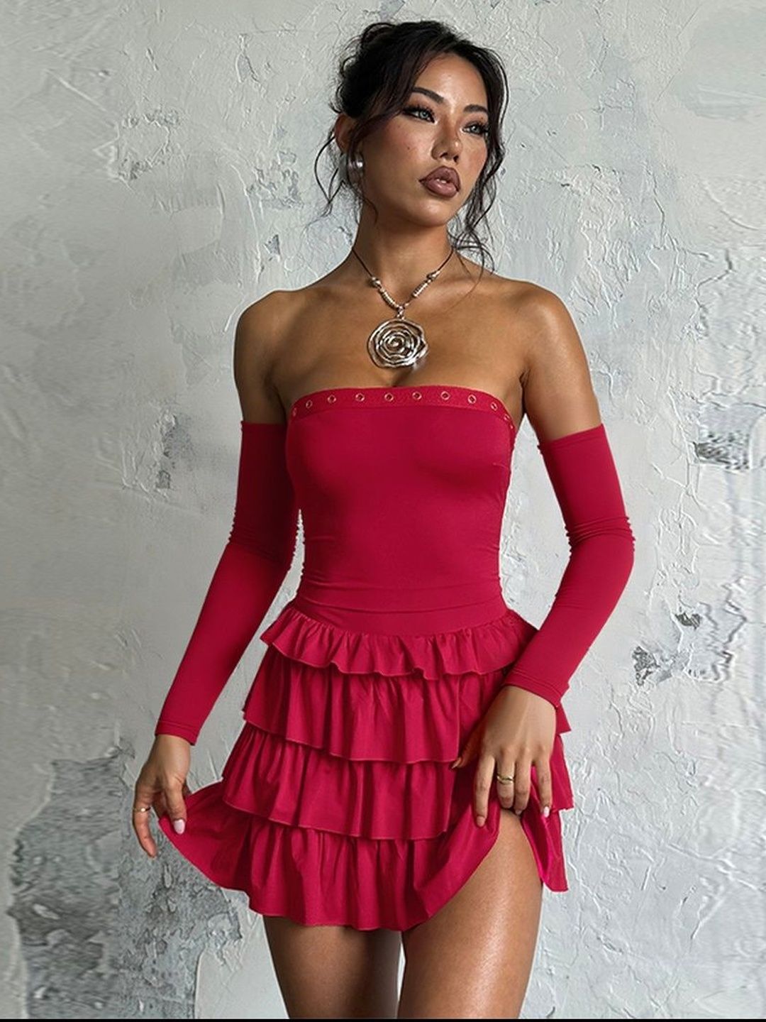 NOWI Ruffled Bodycon Mini Dress