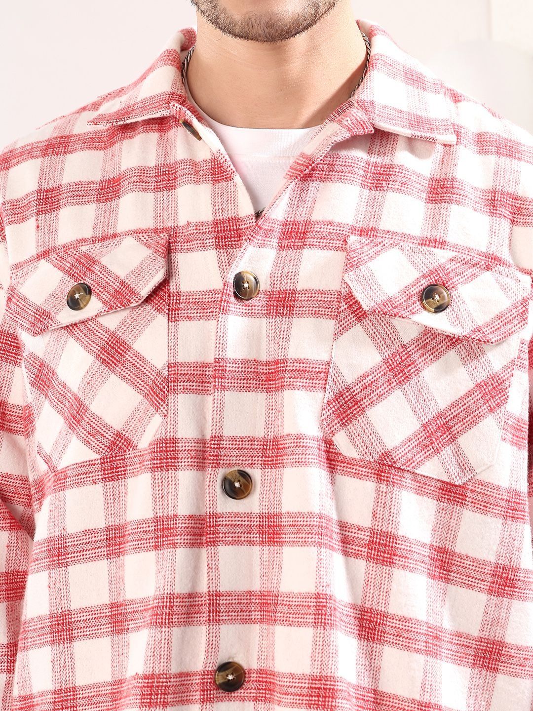 Checked Spread Collar Shackets