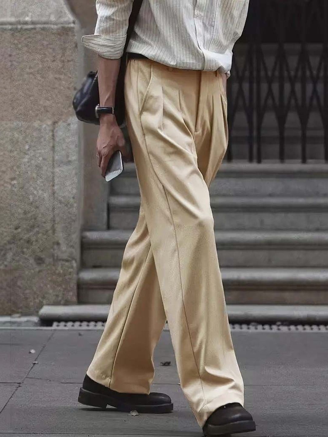 Men Wrinkle Free Pleated Trousers