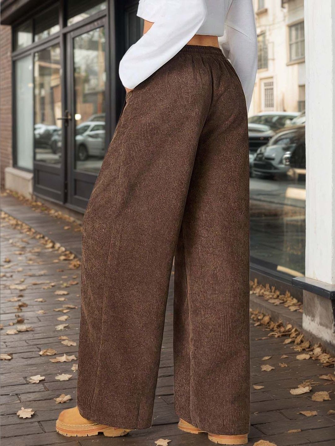 Brown Solid Wide Leg Loose Fit Trousers