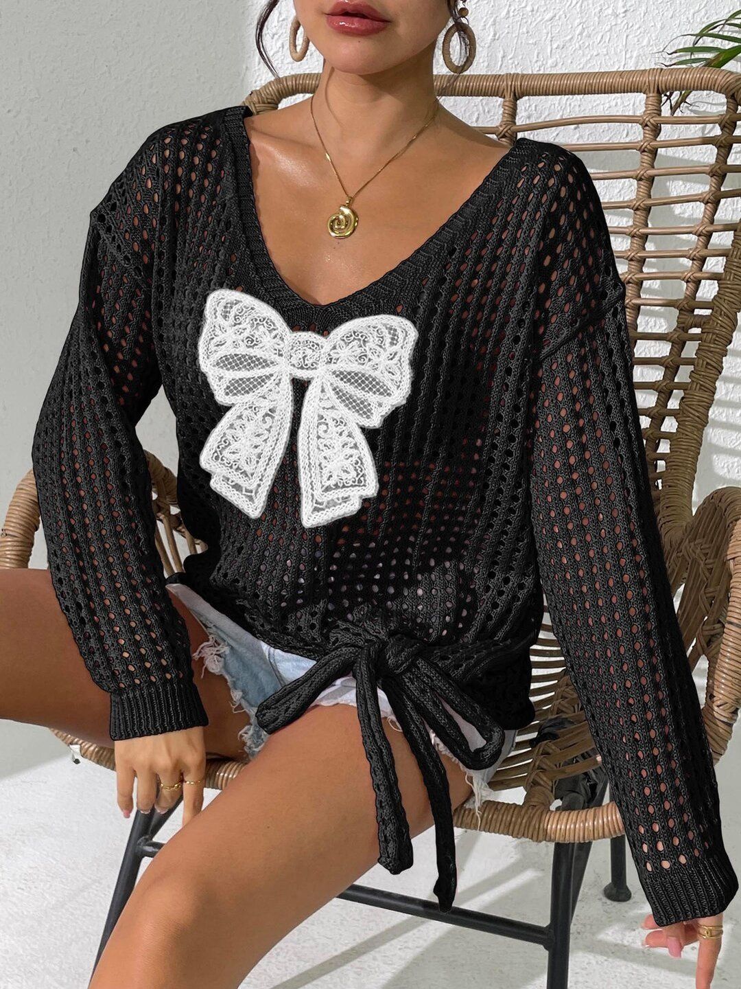 Women Pullover with Applique Detail