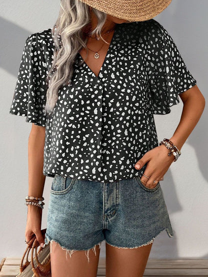 Print Top in Black polyester Printed Short Sleeve - Nowi Korean Fashion