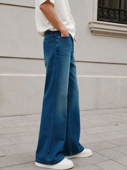 Men Bootcut Mid-Rise Low Distress Light Fade Jeans