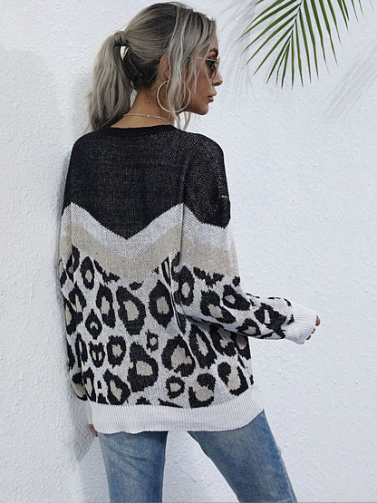 Women's Black Animal Printed Pullover Blend Regular Fit
