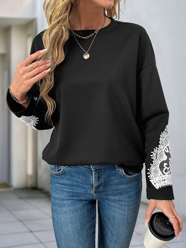 Embroidered Sweatshirt in Black Cotton Long Sleeve - Nowi Korean Fashion