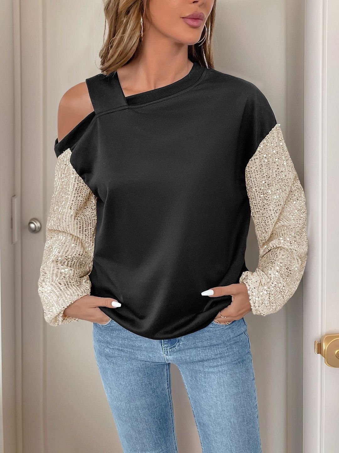 Colourblocked Sweatshirt in Black Cotton Relaxed Fit - Nowi Korean Fashion