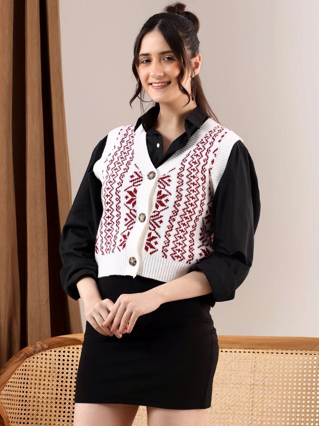 NOWI Women Fair Isle Printed Woollen Crop Sweater Vest