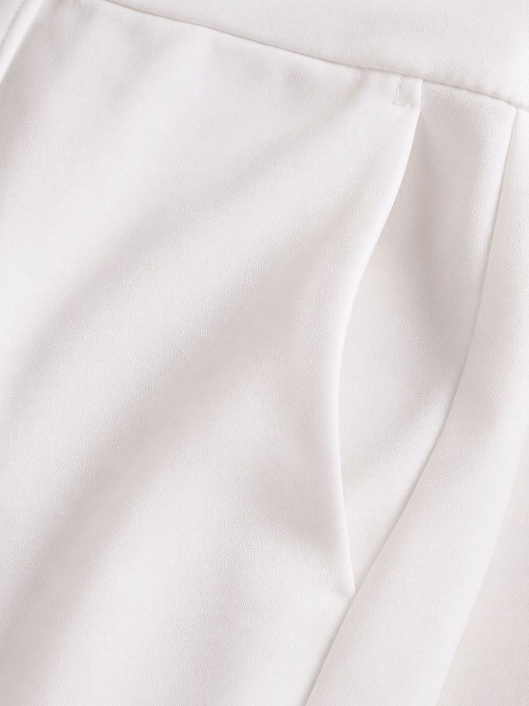 Women Relaxed Straight Fit High-Rise Trousers