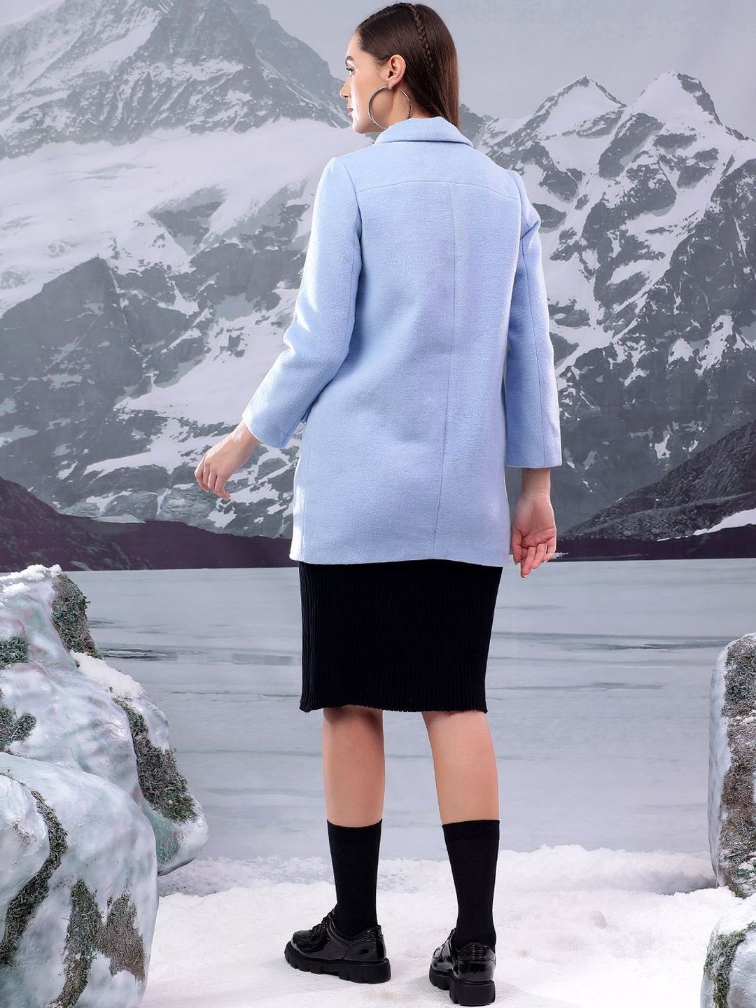 Nowi Women Solid Double Breasted Coats