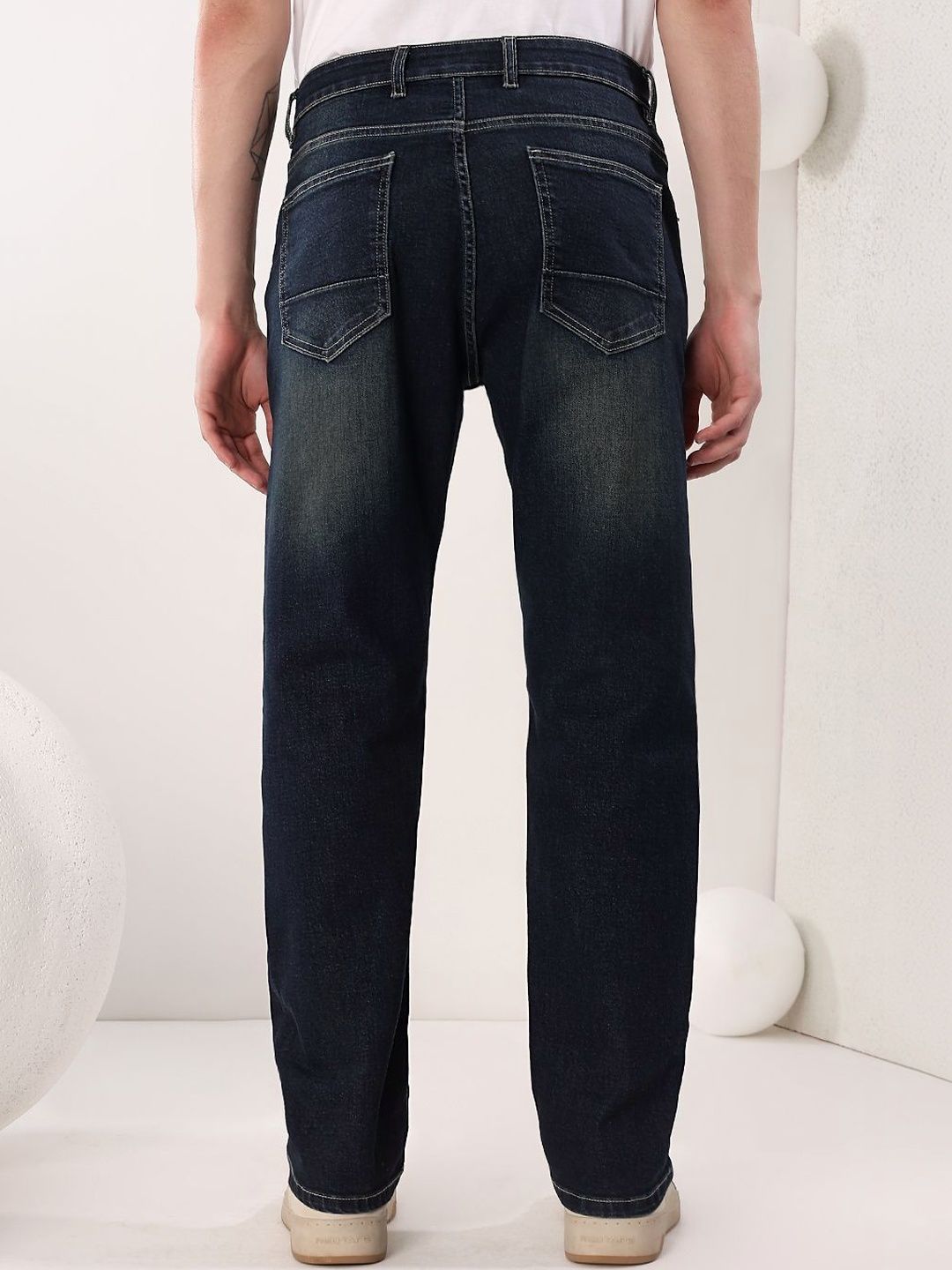 NOWI Men Regular Fit Mid-Rise Light Fade Jeans