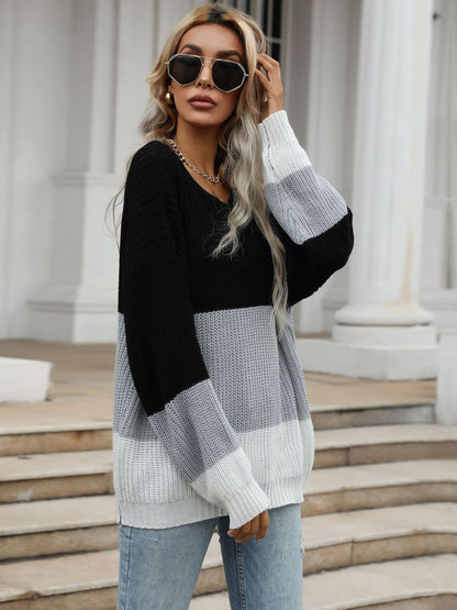 Women's Black Colourblocked Pullover Blend Printed