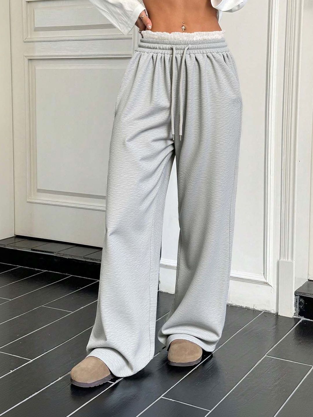 Women Mid-Rise Relaxed-Fit Cotton Trousers