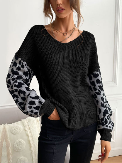 Animal Colourblocked Pullover in Black Style 515 - Nowi Korean Fashion