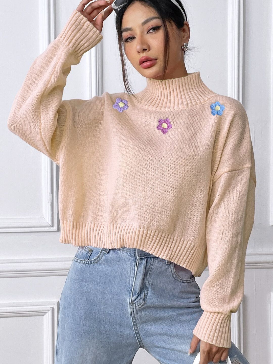 Embroidered Crop Pullover with Embroidered Detail in Pink acrylic Long Sleeve - Nowi Korean Fashion