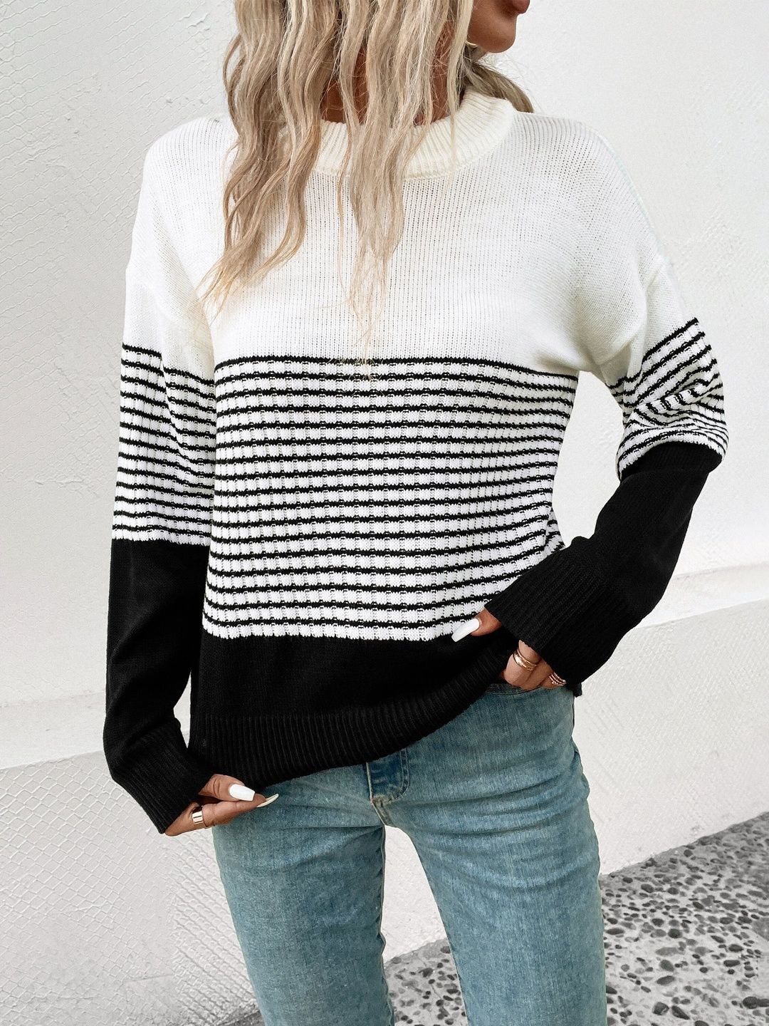 Women's White Striped Colourblocked Pullover