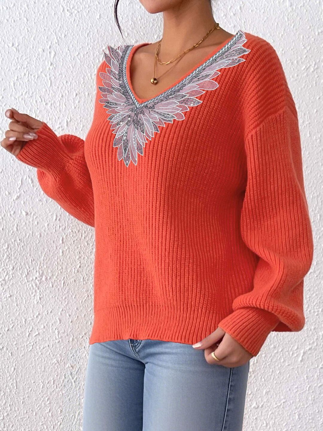 Women Embroidered Ribbed Pullover with Embroidered Detail