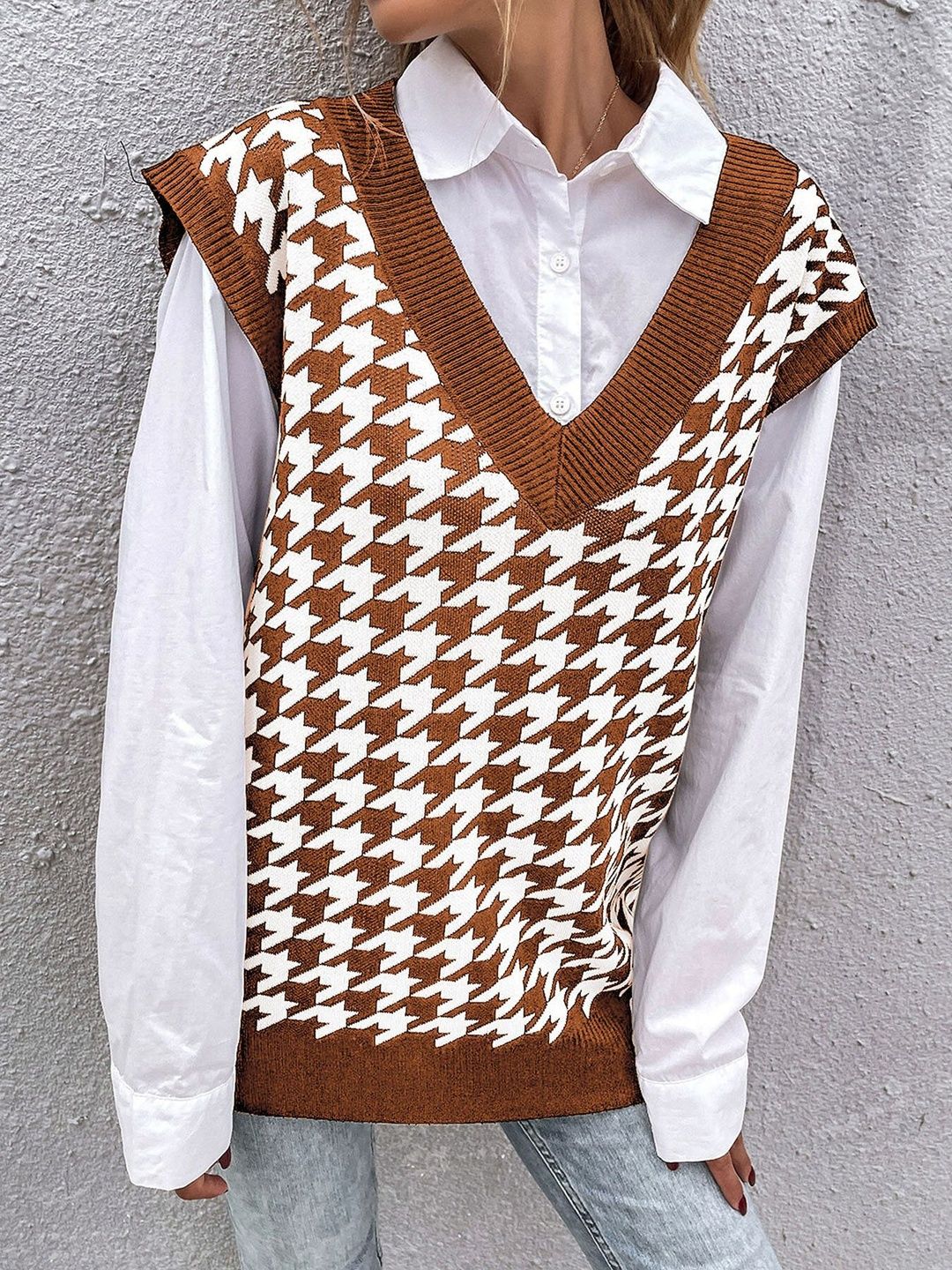Women's Brown Checked Printed Sweater Vest