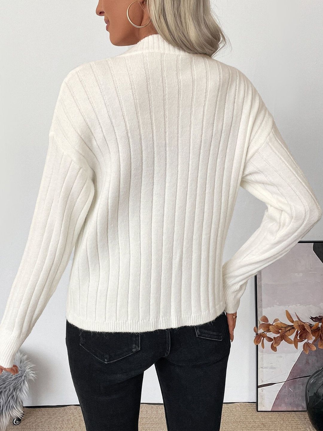 Women's White Ribbed Cardigan Blend