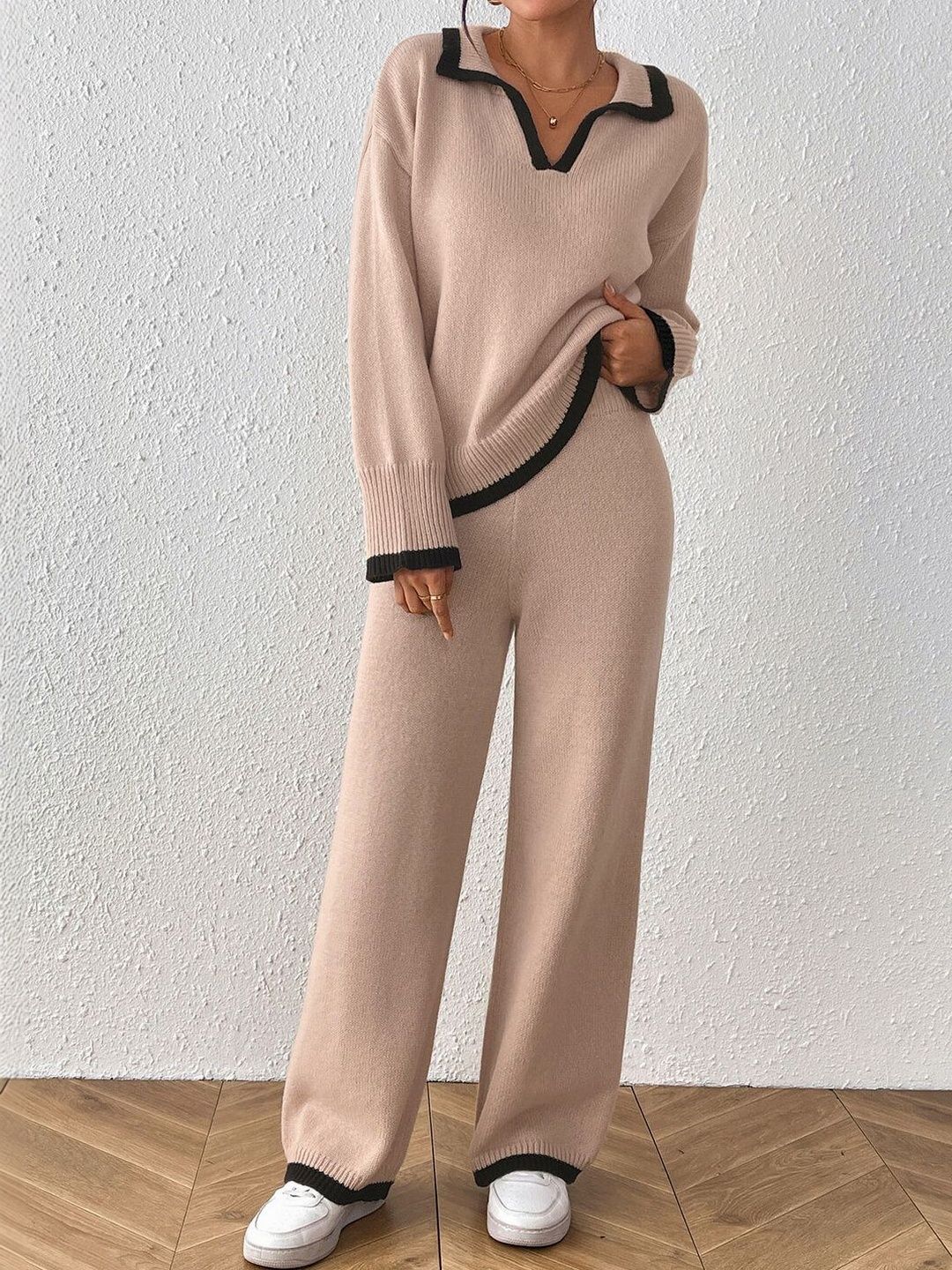 Knitted Solid Sweater with Trousers