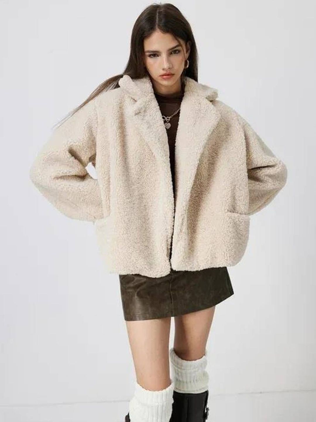 Jacket in Beige faux-fur; synthetic long - Nowi Korean Fashion