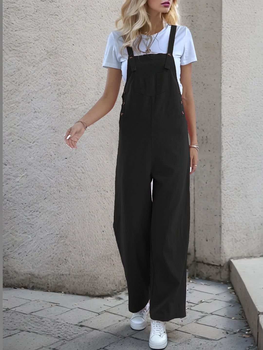 Basic Jumpsuit with Applique